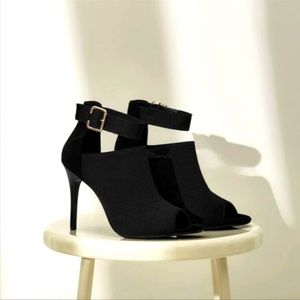 Cucco basic black buckle Decor stiletto heeled sandal boots